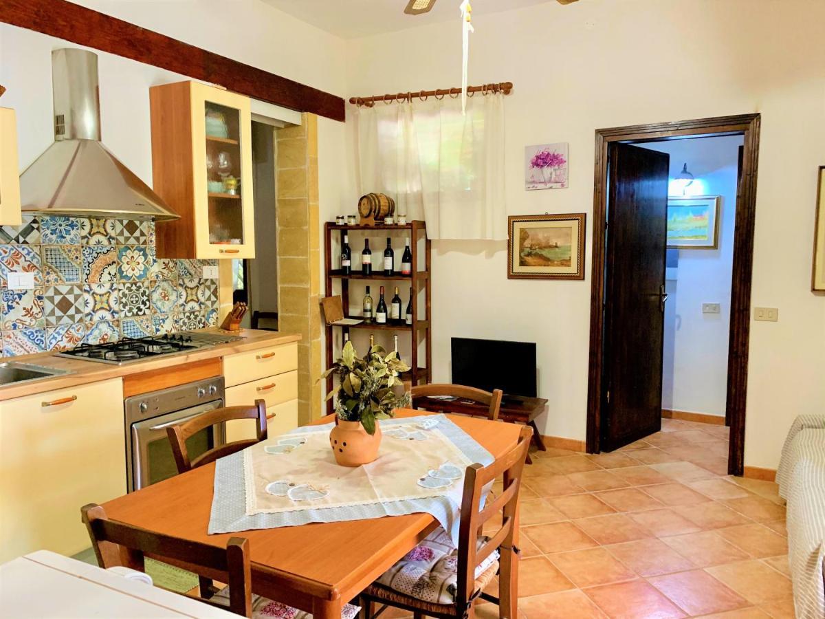 Villa Siciliana Con Piscina "Dal Picciotto" Marsala Eksteriør bilde